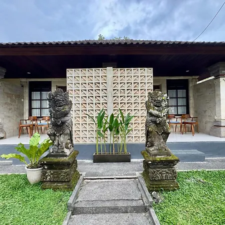 Puri Tirta Guest House Ubud